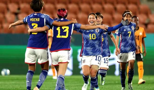麻豆久久婷婷国产综合五月